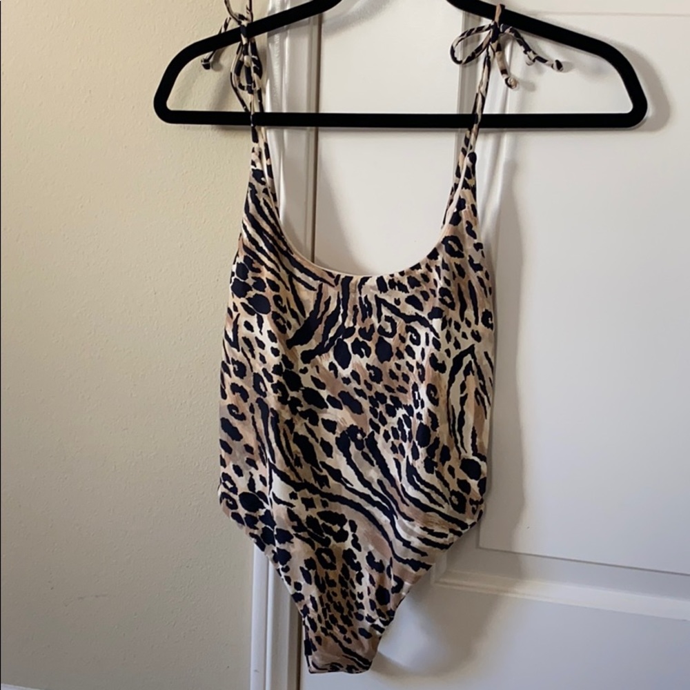 NWT Billabong Wild Waves one piece